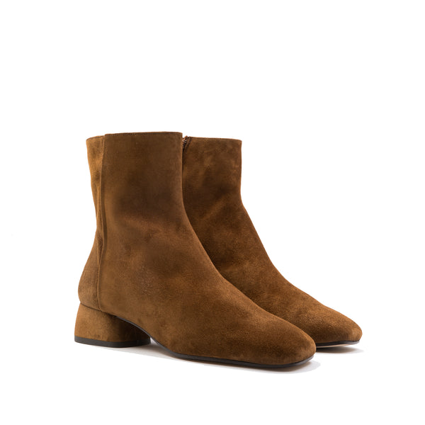 botin casandrini ante marron