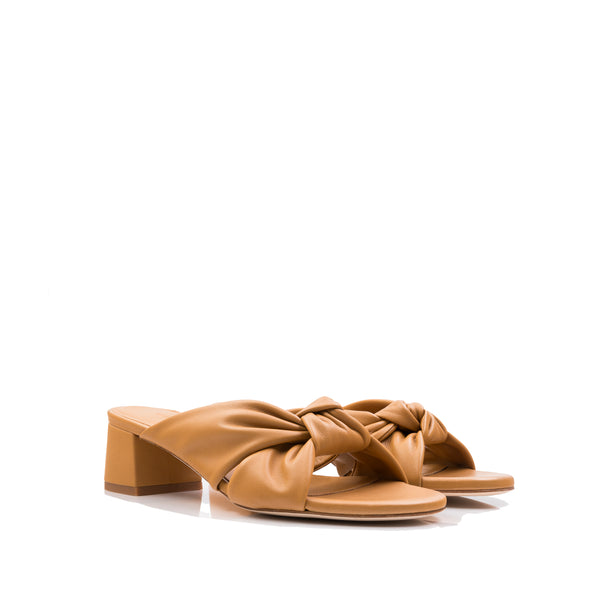 OFELIA CAMEL