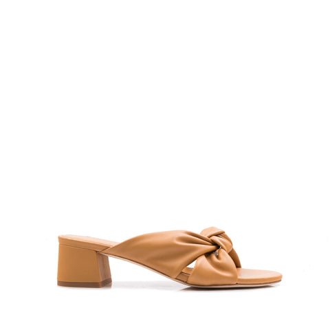 OFELIA CAMEL
