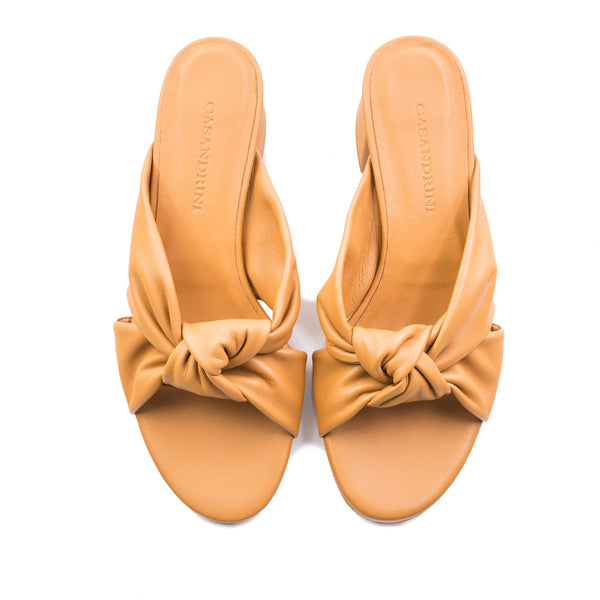 OFELIA CAMEL